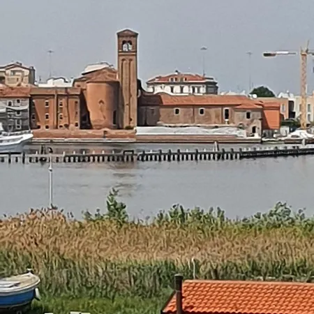 Venice Lagoon Daire *