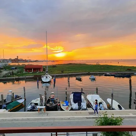 Venice Lagoon דירה